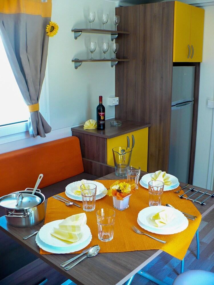 Victoria Mobilehome In Camping Mare E Pineta Lido di Spina Exterior foto